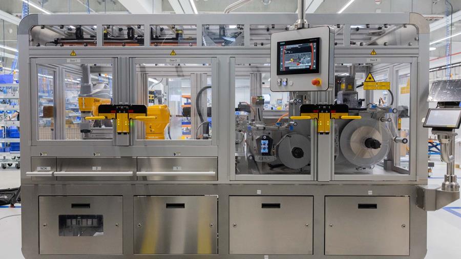 HERMA automatiseert complexe etikettering met flexibele robotcel