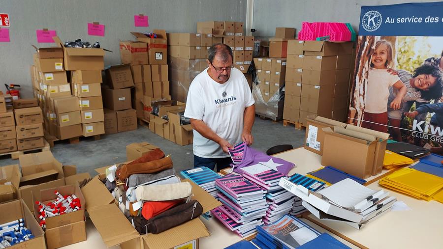 Bosta-leden zetten schouders onder Kiwanis-initiatief