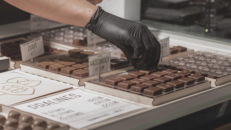 Un chocolatier avec un salon de dégustation primé