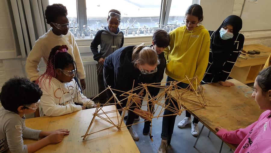 Op kamp op de Oosterweelwerf