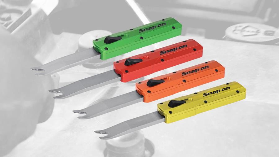 Hoe schadevrij kunststof clips verwijderen