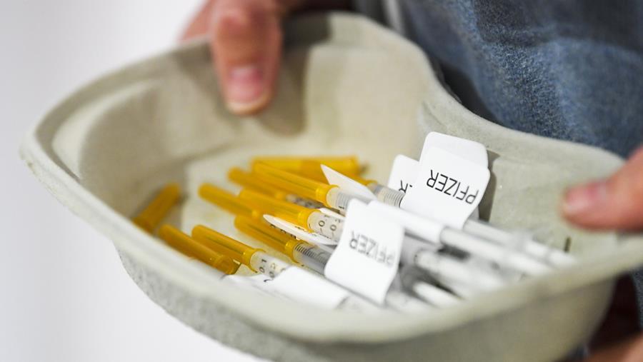 Bayer daagt producenten van COVID-vaccin voor de rechter