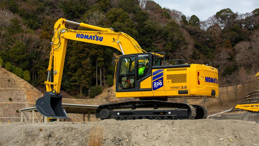 Prestaties én machinist centraal bij nieuwe Komatsu PC220LCi‑12
