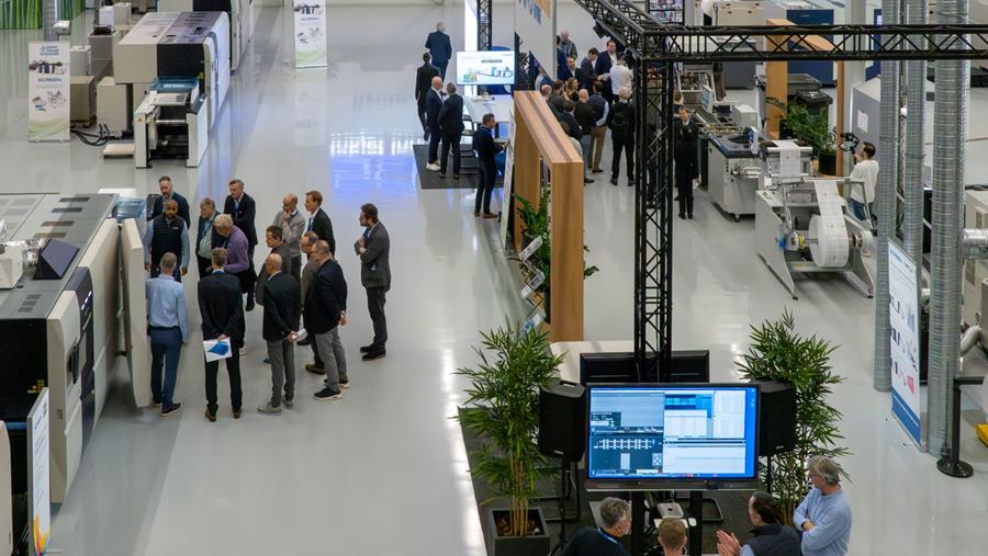 Koehler optimaliseert PakoPharm-papier voor Screen Truepress HSI