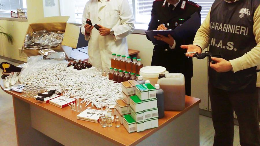 Ruim 3.350 verdachten vervolgd bij grote Europol-actie tegen illegale medicijnen en doping